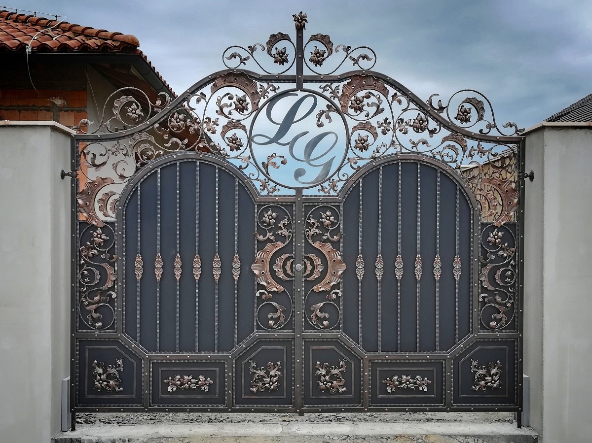 Luxusná romantická brána s výplňou